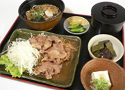 豚肉生姜焼定食（小鉢） 930円